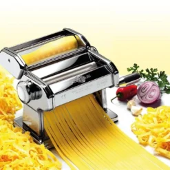 Cocotte En Fonte Emaillée Ronde Staub NOIR 10 Cocotte En Fonte Emaillée Ronde Staub NOIR -Pas Cher Touche Cuisine Magasin cocotte en fonte emaillee ronde staub noir 4