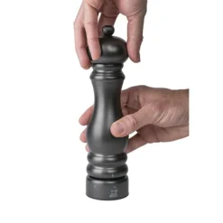 Coffret Petit Chef Pour Enfant - Eplucheur + Couteau Chef + Protège-doigts - OPINEL ROUGE -Pas Cher Touche Cuisine Magasin coffret petit chef pour enfant eplucheur couteau chef protege doigts opinel rouge 4