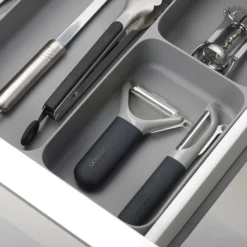 DECORTWIST Ustensile Pour Pâte à Sucre Decora Avec 20 Embouts