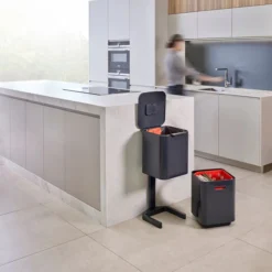 Découpoirs Les 9 Ronds Unis Plastiques De BUYER 2 à 10 Cm H 3.5 Cm