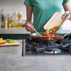 Easy Tear Support Dévidoir Essuie Tout Joseph Joseph Gris -Pas Cher Touche Cuisine Magasin easy tear support devidoir essuie tout joseph joseph gris 4