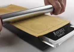 Faitout One Pot D22 4L Céramique Flame Emile HENRY Fusain -Pas Cher Touche Cuisine Magasin faitout one pot d22 4l ceramique flame emile henry fusain 2