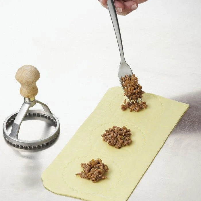 LINE CARBONE Moulin à Sel 12 Cm Bois Aluminium PEUGEOT 2 LINE CARBONE Moulin à Sel 12 Cm Bois Aluminium PEUGEOT – Image 2