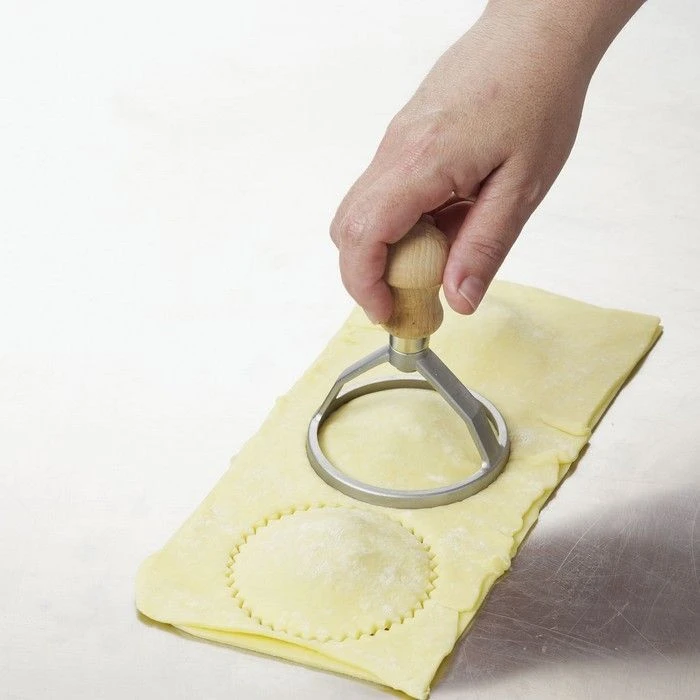 LINE CARBONE Moulin à Sel 12 Cm Bois Aluminium PEUGEOT 4 LINE CARBONE Moulin à Sel 12 Cm Bois Aluminium PEUGEOT – Image 4